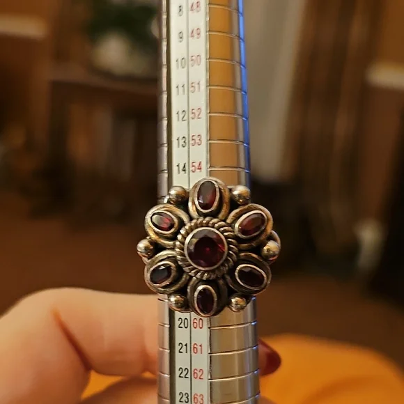 Nicky Butler Silver Floral Ring with Deep Red Stones - Picture 6 of 9
